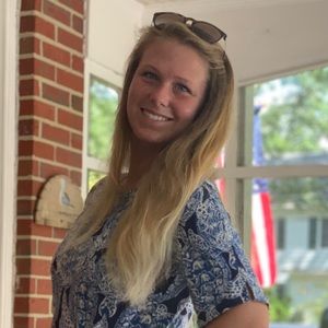 Meet your Posher, Candace